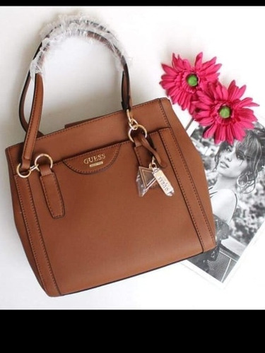 Cartera Guess