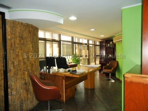 Local Comercial De 412,50 Con 3 Oficinas Y 30 Ptos De Estacionamiento Cs