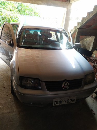 Volkswagen Bora 2001 2.0 Comfortline Aut. 4p