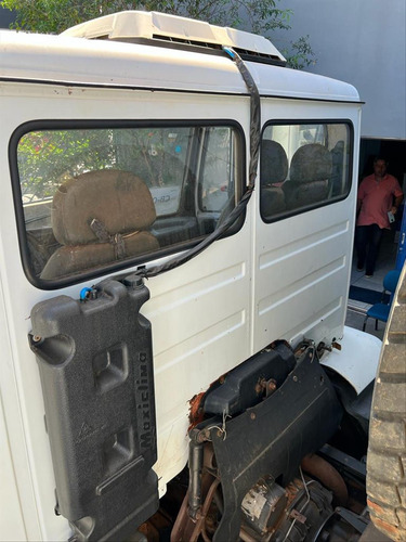 Imagem 5 de 14 de Caminhao Mercedes-benz Mb 2726