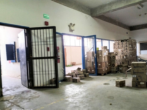Venta Planta Industrial Sector Industrial El Marques. Guatire. Oportunidad De Inversión. Naves Doble Altura. Galpón. Luz Trifásica. Cerca Nuevo Central Madeirense. Galpones.
