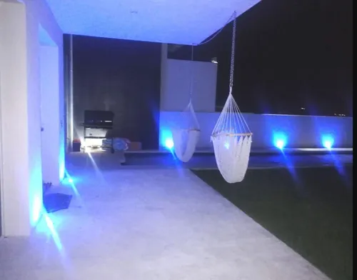 Casa Moderna Con Alberca Y Jardín, En Fraccionamiento Con Seguridad