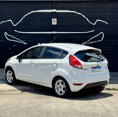 Ford Fiesta Kinetic 1.6 S Plus 120cv