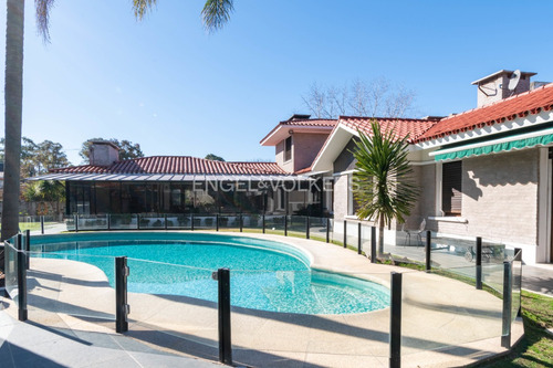 Excelente Casa Reciclada A La Venta En Carrasco Id 3648