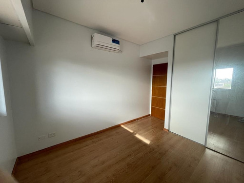 Imagen 10 de 18 de Departamento 3 Ambientes Con Balcón Terraza