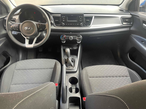 Imagen 9 de 11 de Kia Rio 2021 1.6 L Sedan Mt