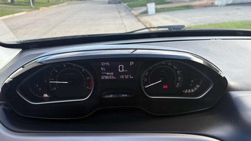Peugeot 208 1.6 Feline Tiptronic