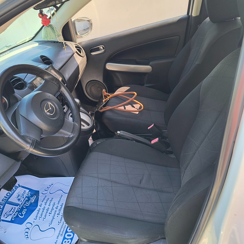 Mazda 2 Sport Versión Americana Año: 2014 120,473 Kilometro