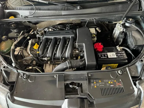 Renault Stepway 1.6 Intense Automática