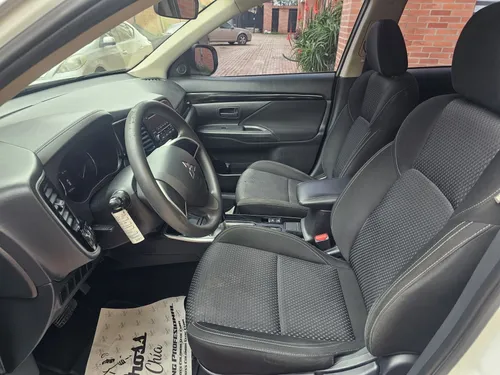 Mitsubishi Outlander Kaiteki 2.4 4x4 Lx 7 Puestos