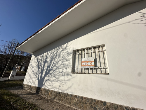 Casa 3 Dormitorios! Barrio Residencial!