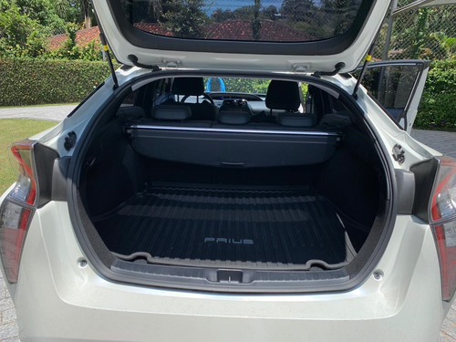 Toyota Prius 1.8 16v Híbrido- Automático 2017 - 19mil Kms