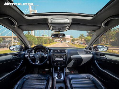 Volkswagen Vento 2.0 GLI DSG Extra Full