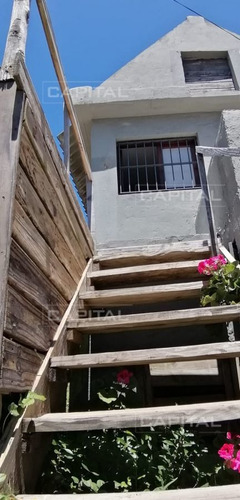 Imagen 10 de 30 de Casa Moderna En Dos Plantas En Venta En El Chorro