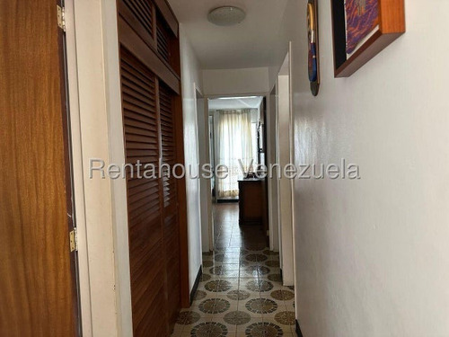 Apartamento Para Actualizar, En Venta Alto Prado, Mls #25-19004
