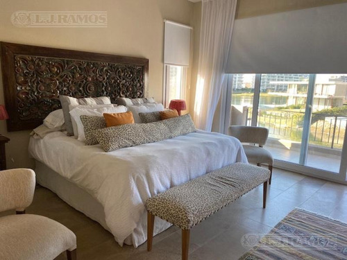 Imagen 13 de 14 de Casa En Venta En Lagos Del Golf