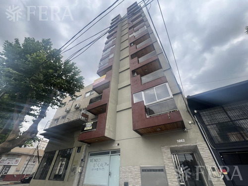 Venta De Departamento 2 Ambientes Con Balcón En Sarandi