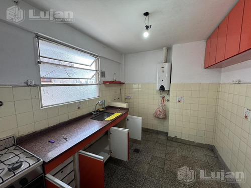 Venta Av Rivadavia Al 8800 2 Ambs Con Balcón !