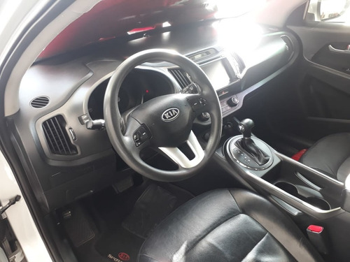 Imagem 5 de 8 de Kia Sportage 2.0 Lx 4x2 16v Flex 4p Automatico