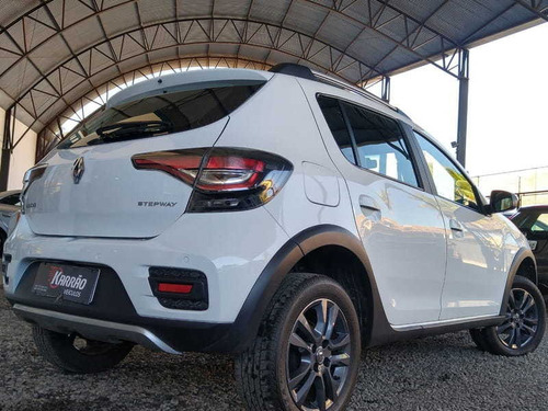 Imagem 3 de 11 de Renault Sandero Stepway Intense 2020
