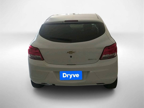 Imagem 5 de 8 de Chevrolet Onix Lt 1.0 8v Flex