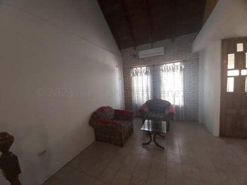 Imagen 3 de 30 de Casa En Alquiler En Nueva Segovia Barquisimeto, Ubicación Ideal, Cod 22-27378, Inf 0424-5337900, Nds 08/06