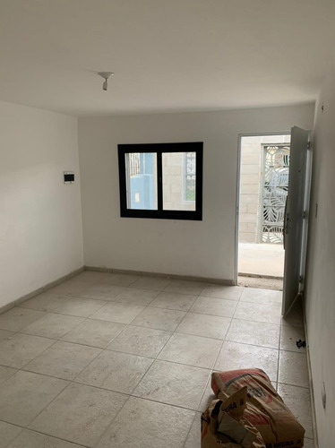 Casa 2 Dorm Nueva B° Las Lilas