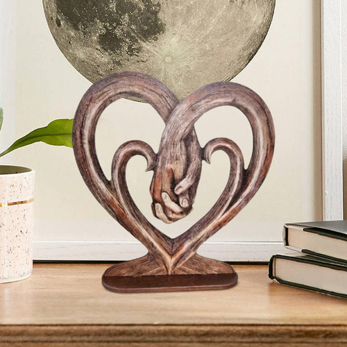 Estatua Decorativa Con Forma De Corazón Que Sostiene La