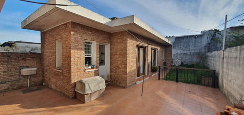 Imagen 3 de 11 de Casa En Venta De 3 Dormitorios C/ Cochera En Maldonado