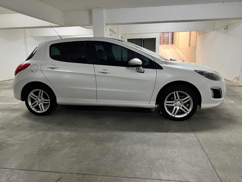 Imagen 6 de 13 de Peugeot 308 2015 1.6 Feline Hdi 115cv