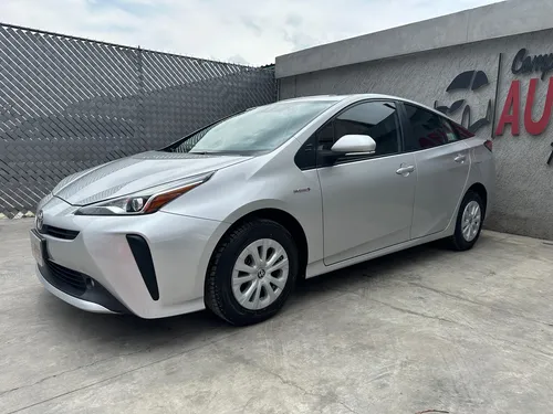 Toyota Prius 1.8 Premium Cvt
