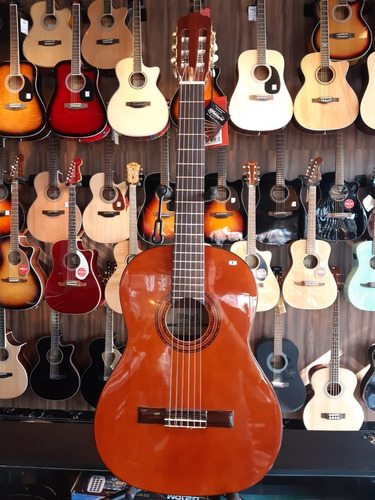 Imagen 3 de 6 de Guitarra Criolla Clásica 4/4 Pino Stagg C547 2 Outlet