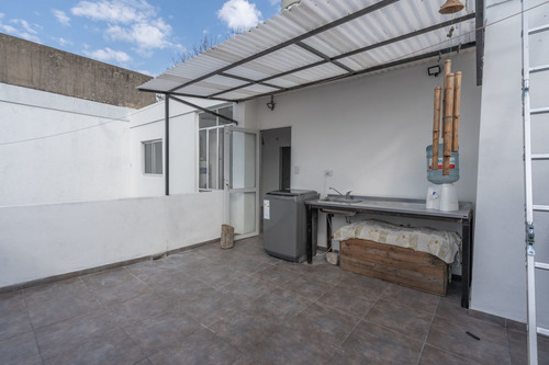 Imagen 15 de 17 de Galpón En Venta España Y Hospitales Con Casa Nueva
