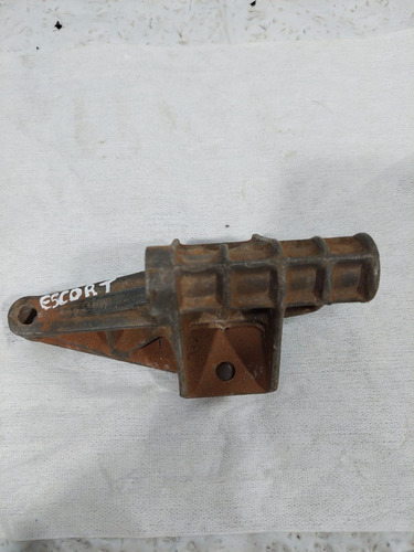 Suporte Alternador Cht Escort 84au10039