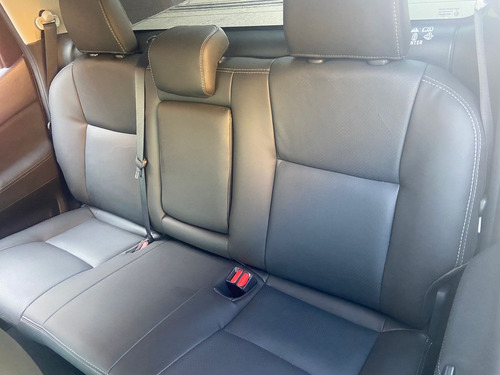 Nissan Frontier 2.5 Se Dc 4X2 Mt