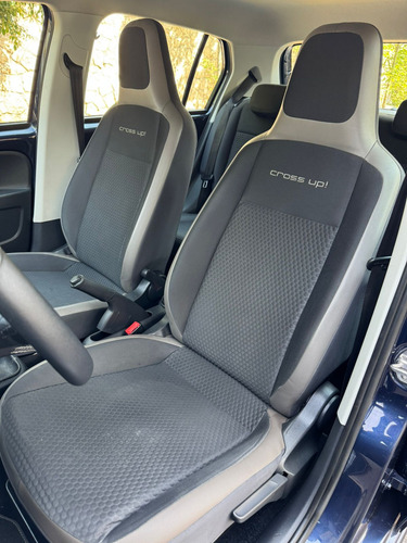 Volkswagen Up! 1.0 Cross Up! Mt