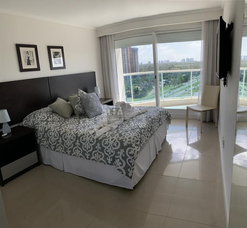 Imagen 8 de 12 de Apartamento En Venta , Mansa,punta Del Este