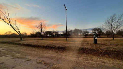 Imagen 2 de 10 de Vendo Lote En Valle Del Golf 1000 M²