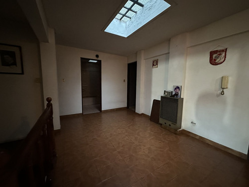 Venta Casa Con Fondo Mataderos