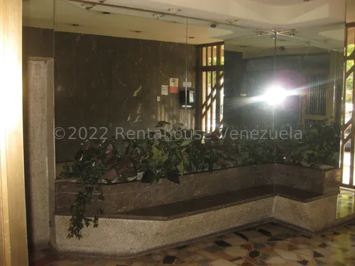 Apartamento En Venta La Urbina