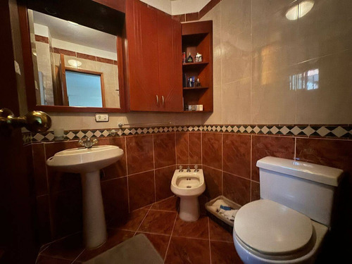 Yasmin Roa Vende Apartamento 136,78m2 Edif. Orobia Urb. La Trigaleña Cod 286109