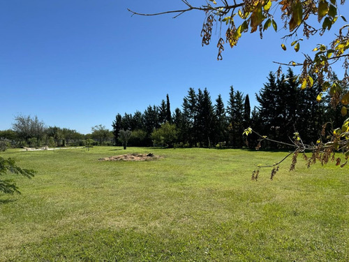¡se Vende Excepcional Lote En Campos Del Virrey!