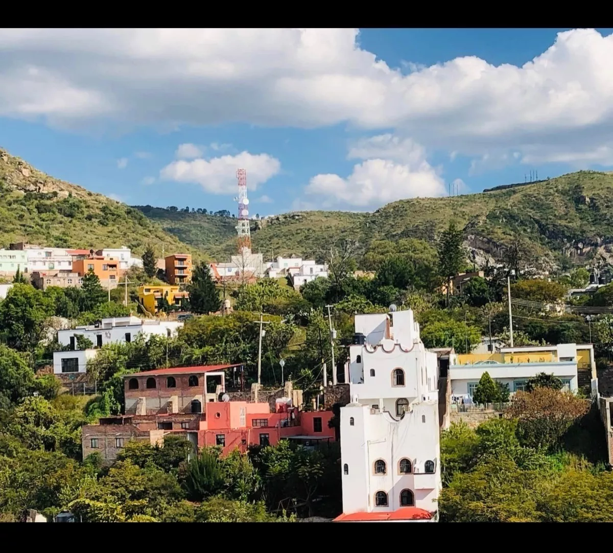 Hotel En Panorámica-presa De La Olla