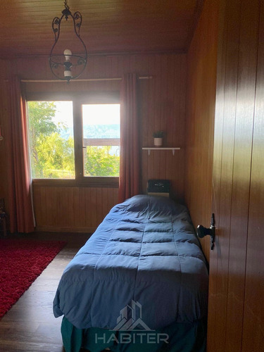 Casa En Arriendo De 6 Dorm. En Pucón