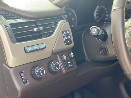 Imagen 9 de 14 de Gmc Yukon 6.2 Denali V8 8 Vel At