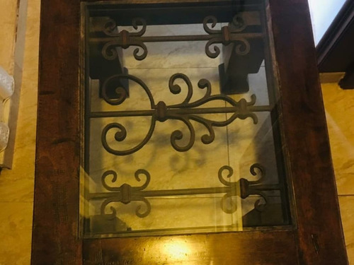 Imagen 2 de 2 de Mesa De Centro De Roble, Con Hierro Forjado