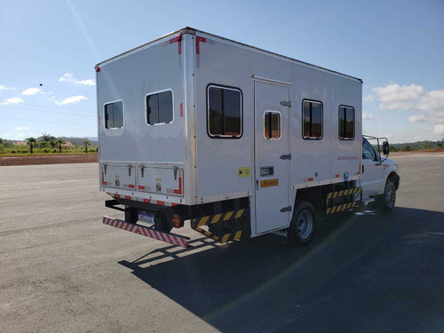 Ford F4000 4x4 Ano 2019 Transporte De Passageiros (ônibus)