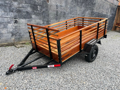 Aluguel De Carretinha - Modelo Fazendinha - Bau Ou Moto