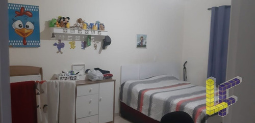 Imagem 8 de 14 de Apto B. Centro - 18005