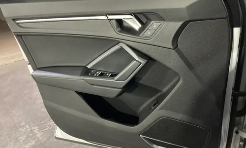 Audi Q3 40 S Line 2.0 lt Turbo Quattro